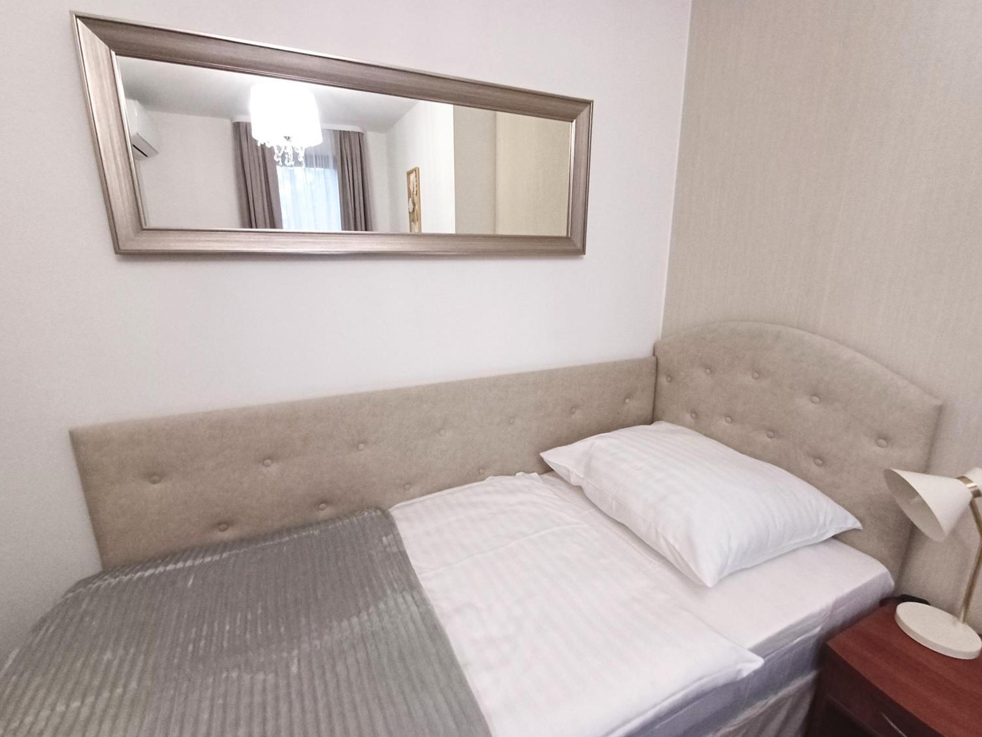 Hotel I Restauracja Borowianka Ostrow Wielkopolski Ngoại thất bức ảnh